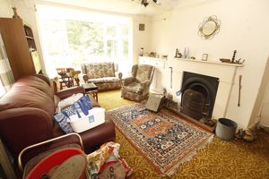 Living Room- click for photo gallery